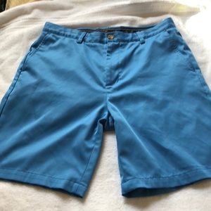 Vineyard Vines . Men's golf shorts